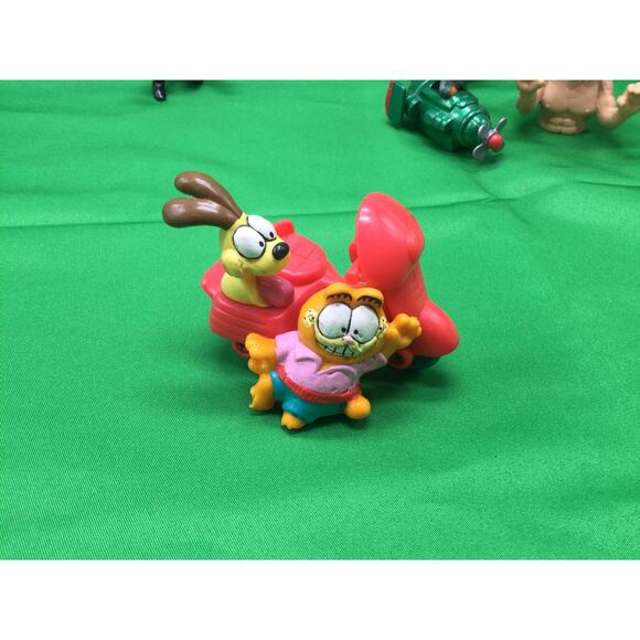 Vintage Lot of PVC Figurine Toys 1.5LB - Picture 11 of 13